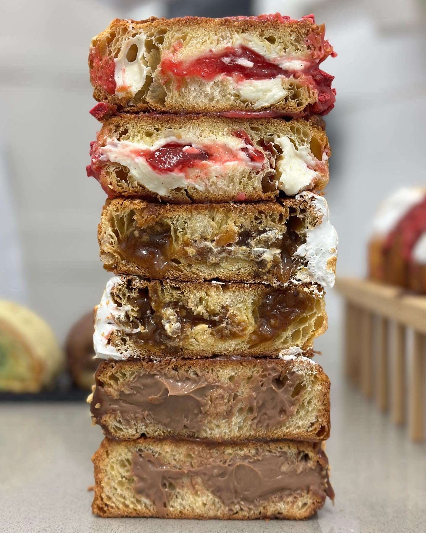 Curs: Aluat împăturat – Croissante, New York Rolls & Cinnamon Rolls